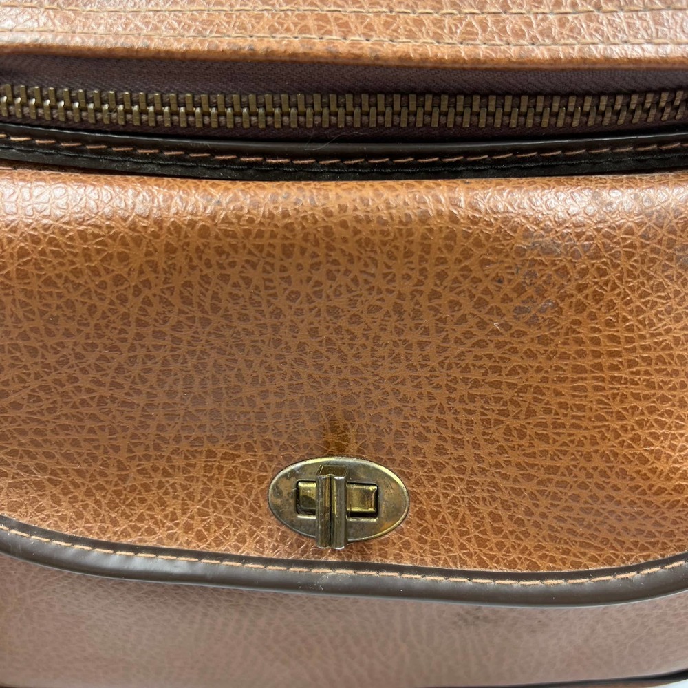 Vintage 1970's Camera Bag Faux Leather Tan Shoulder Strap Zippered‎ Padded - Picture 7 of 16